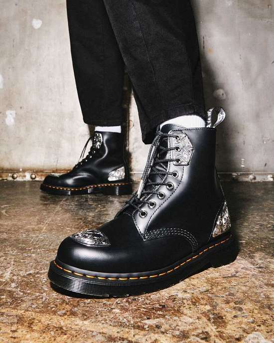 Botas Con Cordones Dr. Martens 1460 King Nerd Smooth Hardware Hombre Negros MX-85732